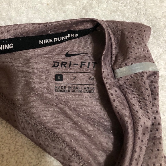 Nike training tank - Picture 7 of 8